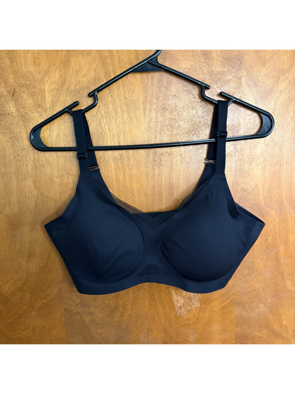 Honeylove CrossOver Bra Vamp Black Medium Sheer Mesh Minmalist Bralette Sleek